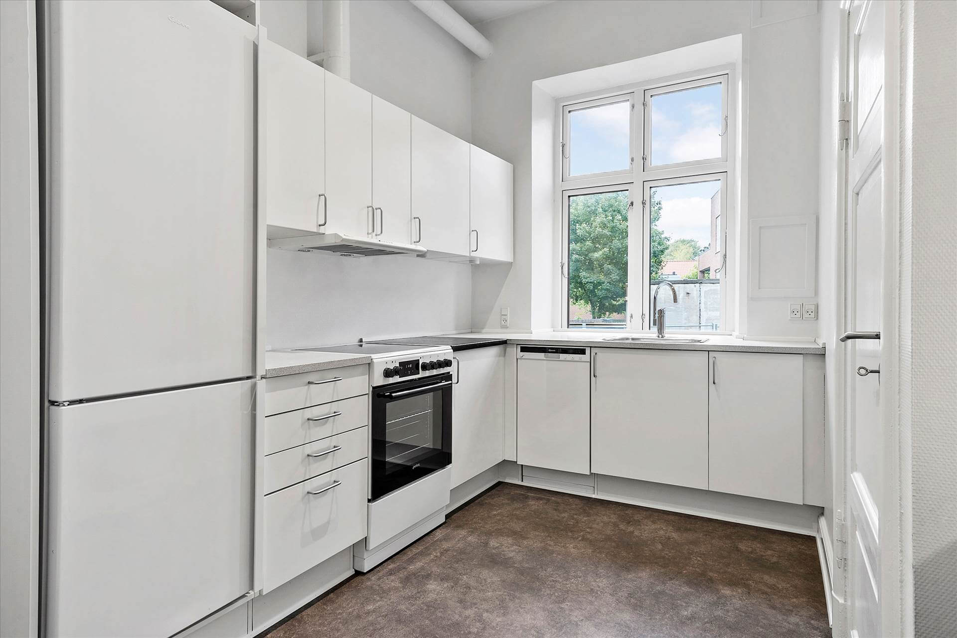 TWbaw5bJiTY1HGkqlXJy3bNYRZhiMlq4FAFKCiyP