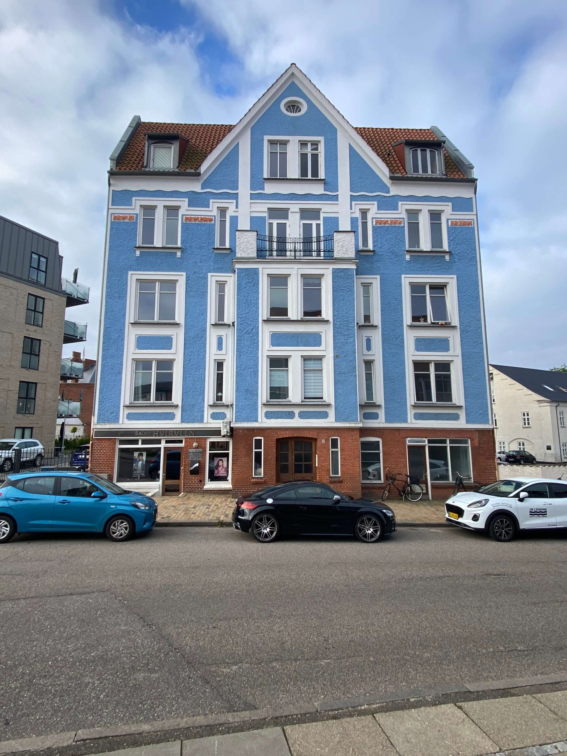 l7MliHlKUSdcMbjuUXN1lLsS2KpyzMO2FpXZyn4q